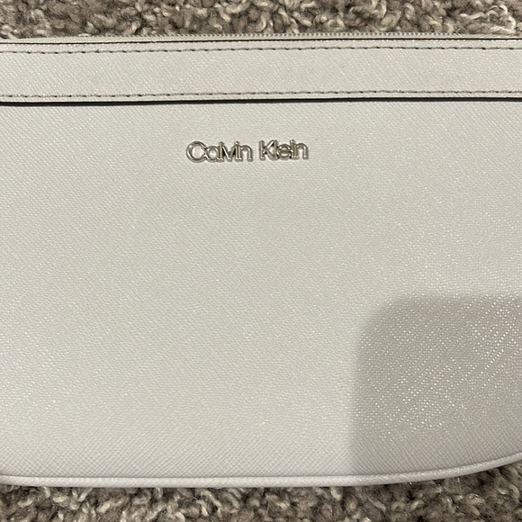 Calvin Klein wristlet - Picture 2 of 5